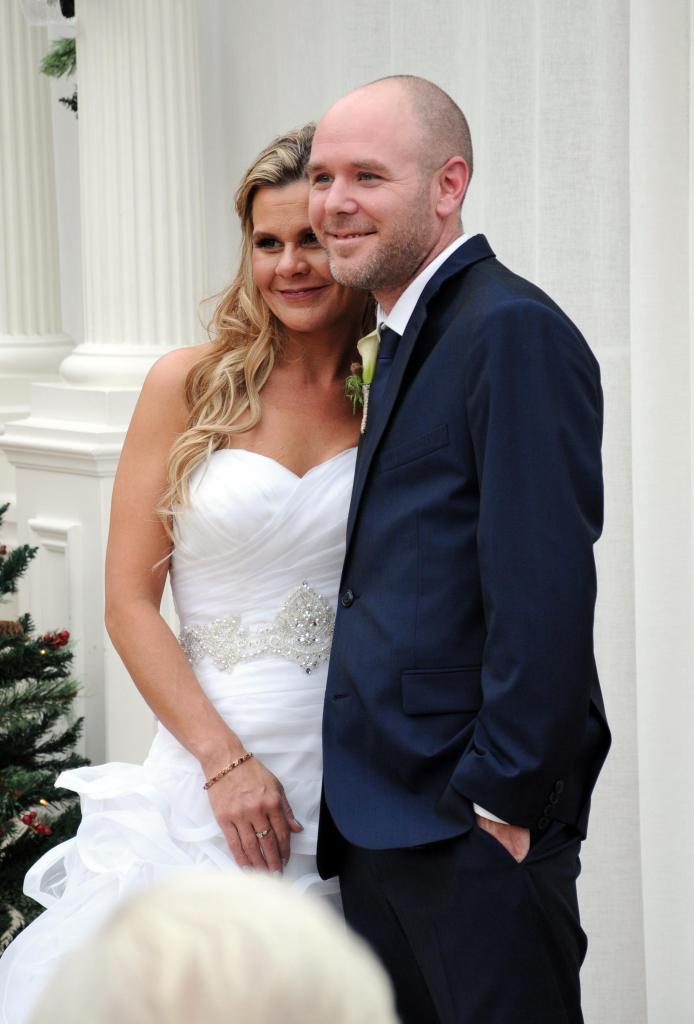 Wedding photographers London Ontario. Columbia Photos is wedding photography based in London Ontario. Owner and pro photographer is Phil Vanderpost.