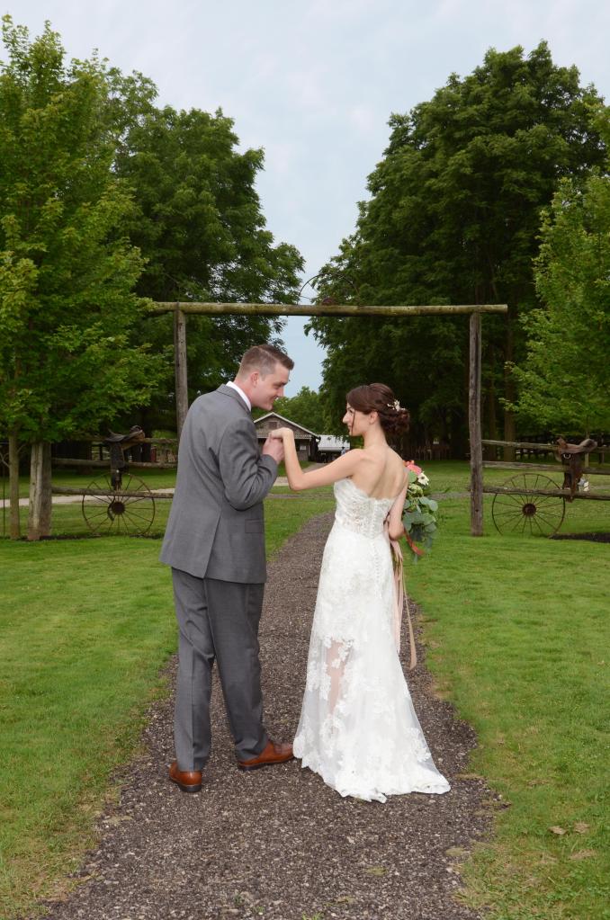 Wedding photographers London Ontario. Columbia Photos is wedding photography studio based in London, Ontario. Photographer is Phil Vanderpost