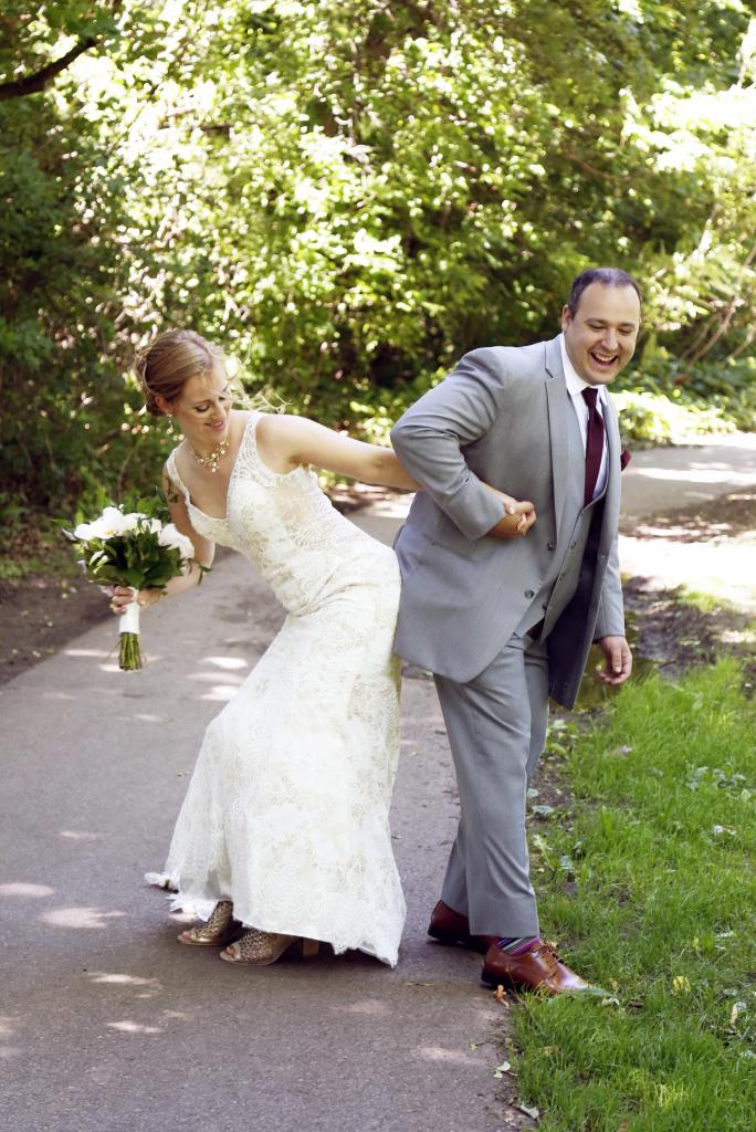 Wedding photographers London Ontario. Columbia Photos is wedding photography based in London Ontario. Owner and pro photographer is Phil Vanderpost.