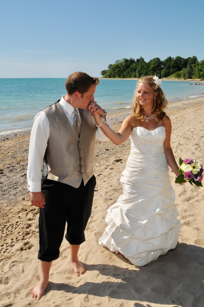 Wedding photographers London Ontario. Columbia Photos is wedding photography based in London Ontario. Owner and pro photographer is Phil Vanderpost.