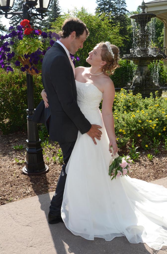 Wedding photographers London Ontario. Columbia Photos is wedding photography based in London Ontario. Owner and pro photographer is Phil Vanderpost.