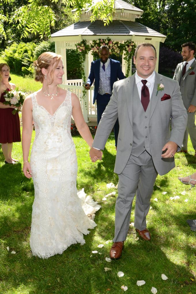 Wedding photographers London Ontario. Columbia Photos is wedding photography based in London Ontario. Owner and pro photographer is Phil Vanderpost.
