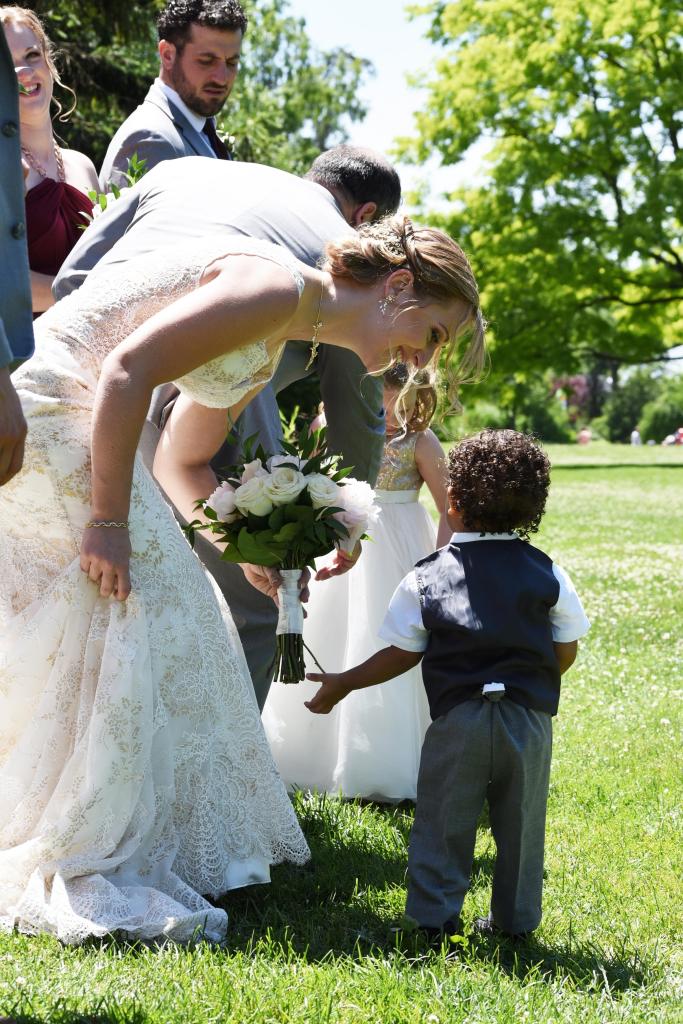 Wedding photographers London Ontario. Columbia Photos is wedding photography based in London Ontario. Owner and pro photographer is Phil Vanderpost.