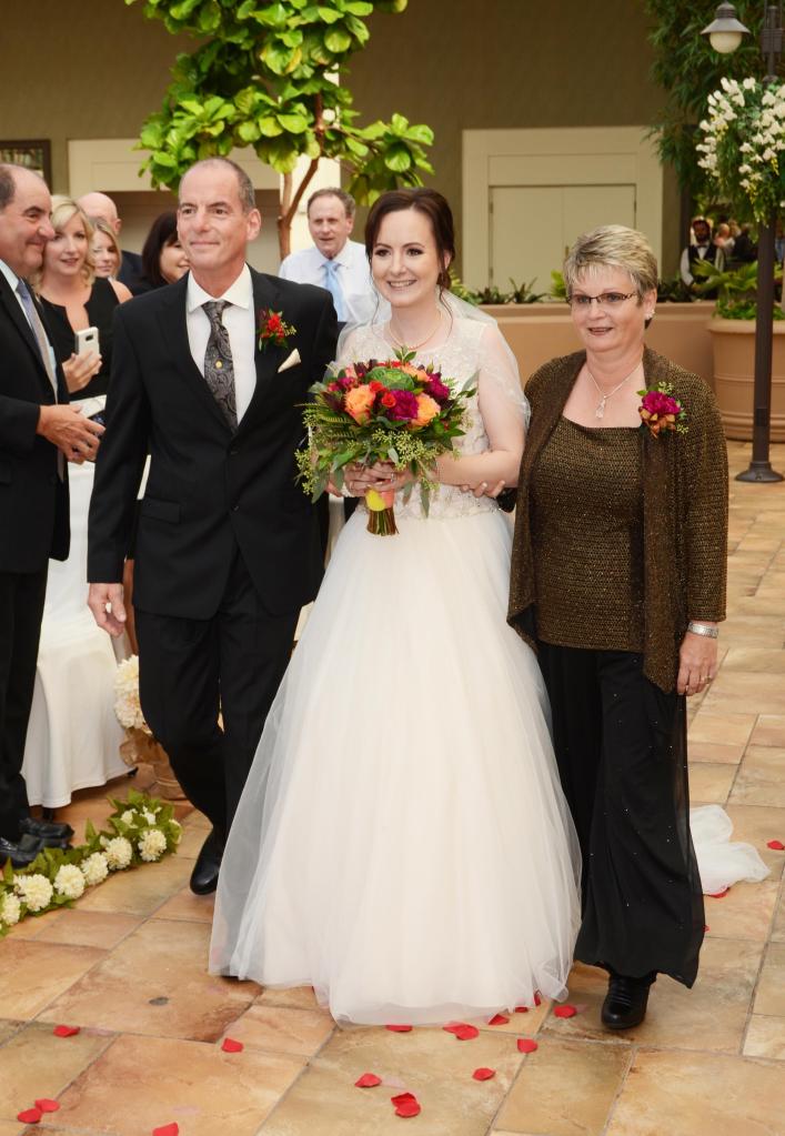 Wedding photographers London Ontario. Columbia Photos is wedding photography based in London Ontario. Owner and pro photographer is Phil Vanderpost.