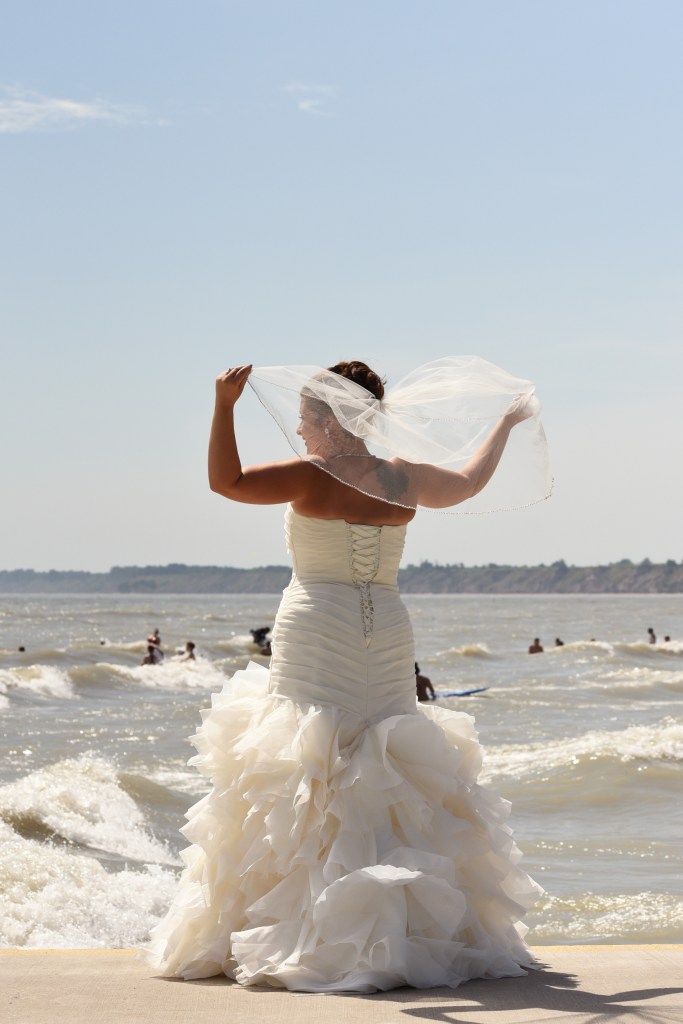 Wedding photographers London Ontario. Great country wedding photos by Columbia Photos.