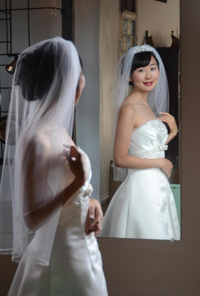 Wedding photographers London Ontario. Columbia Photos is wedding photography studio based in London, Ontario. Photographer is Phil Vanderpost