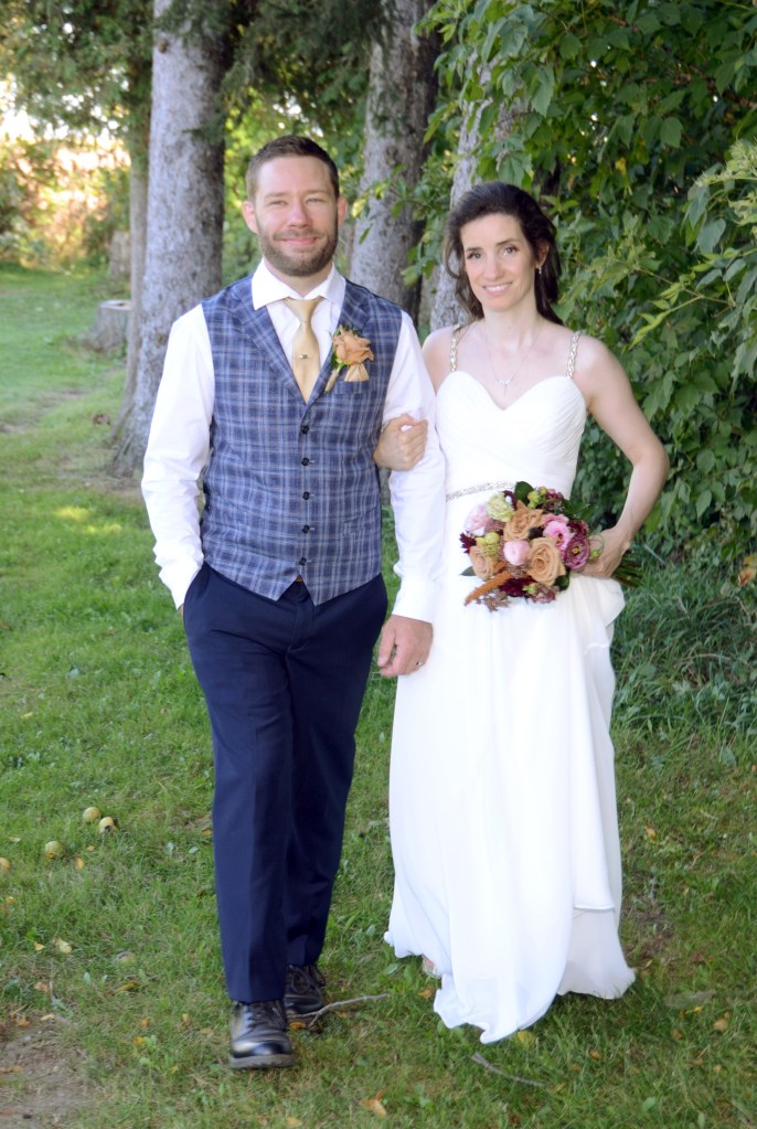 Wedding photographers London Ontario. Columbia Photos is wedding photography based in London Ontario. Owner and pro photographer is Phil Vanderpost.