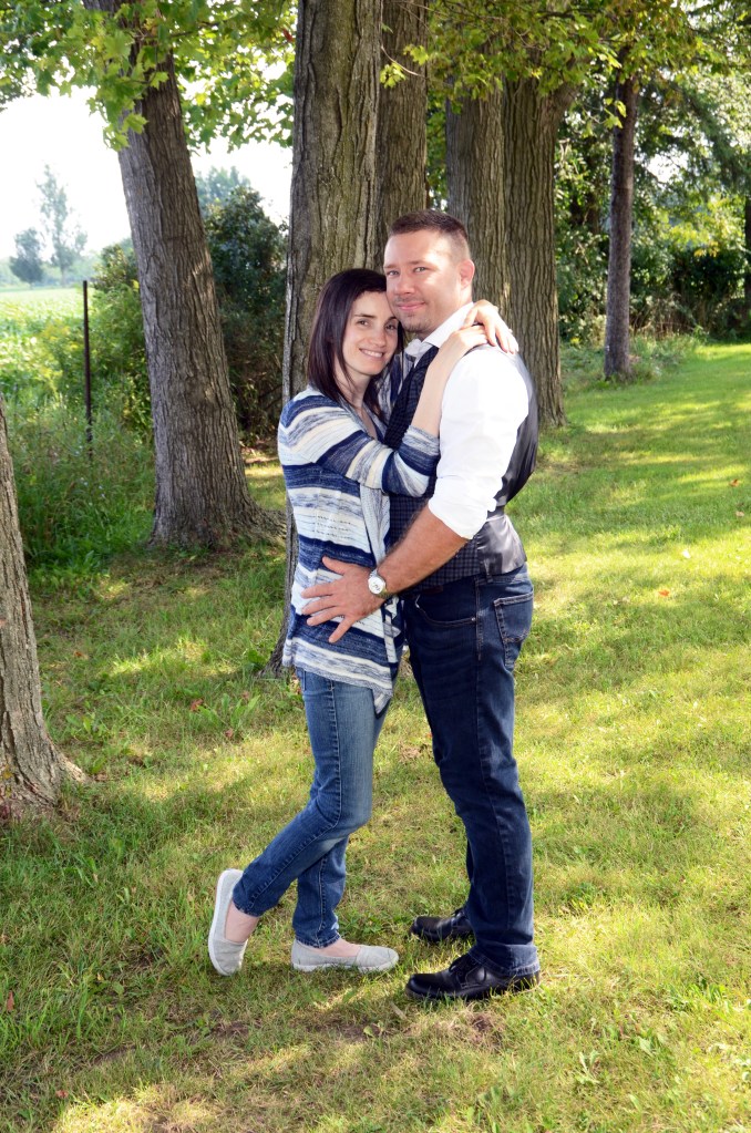 Wedding photographers London Ontario. Columbia Photos is wedding photography based in London Ontario. Owner and pro photographer is Phil Vanderpost.