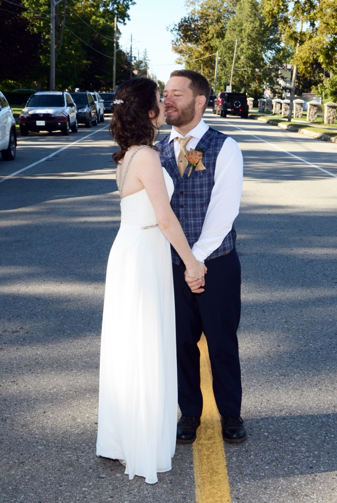 Wedding photographers London Ontario. Columbia Photos is wedding photography based in London Ontario. Owner and pro photographer is Phil Vanderpost.