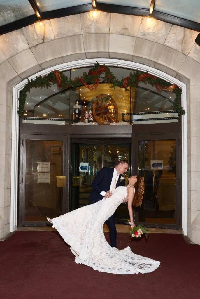 Wedding photographers London Ontario. Columbia Photos is wedding photography based in London Ontario. Owner and pro photographer is Phil Vanderpost.