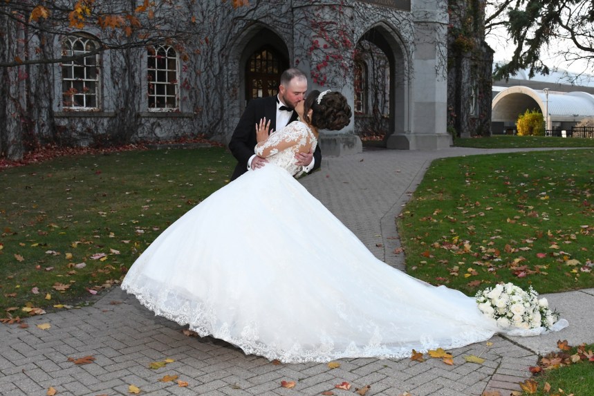 Beautiful wedding at The Old Courthouse by Columbia Photos
