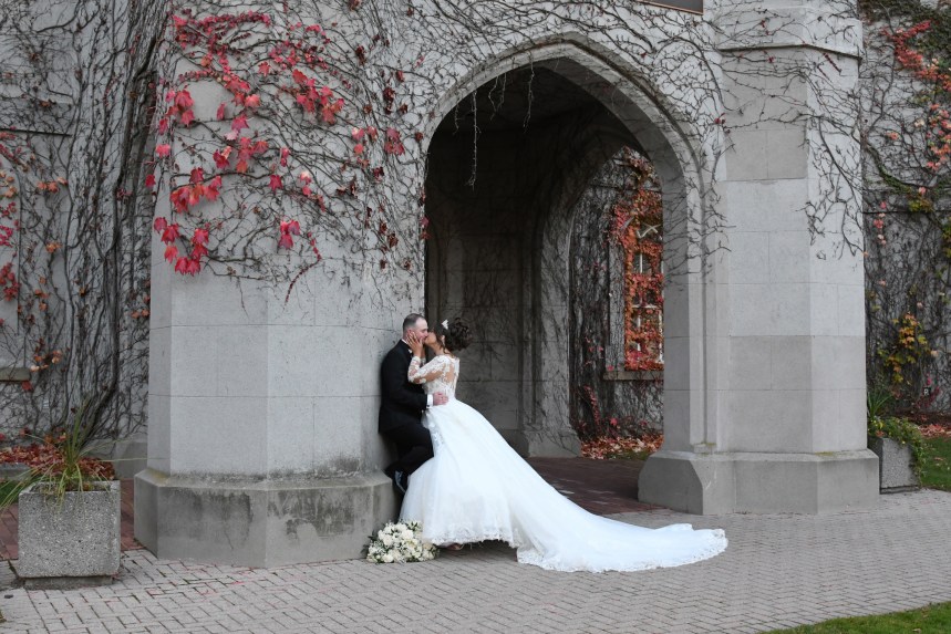 Beautiful wedding at The Old Courthouse by Columbia Photos