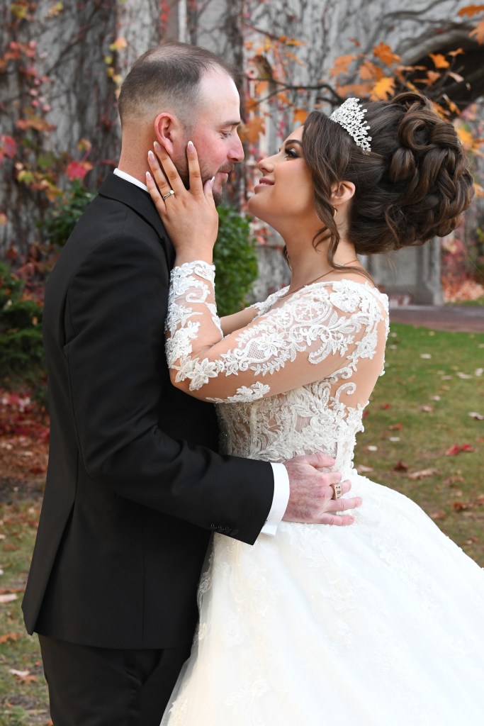 Beautiful wedding at The Old Courthouse by Columbia Photos