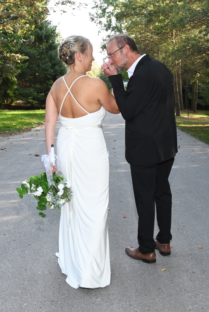 Bayfield wedding by Columbia Photos