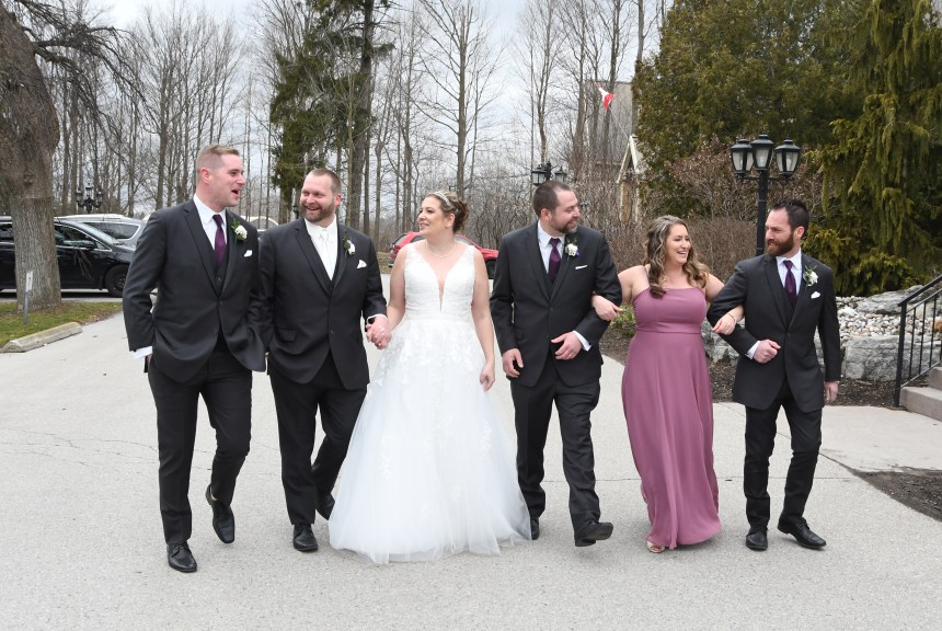 Wedding photography at the Elm Hurst Inn by Columbia Photos of London, Ontario