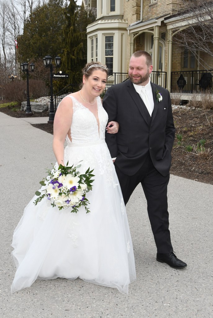 Wedding photography at the Elm Hurst Inn by Columbia Photos of London, Ontario