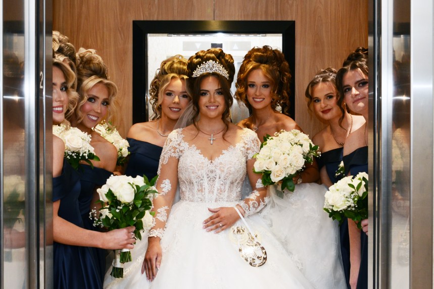 Beautiful wedding at DoubleTree by Hilton by Columbia Photos