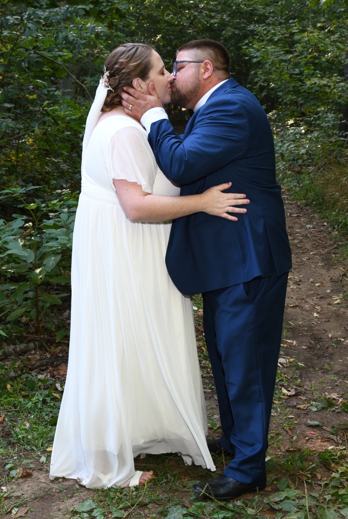 Columbia Photos is beautiful wedding photography based in London Ontario