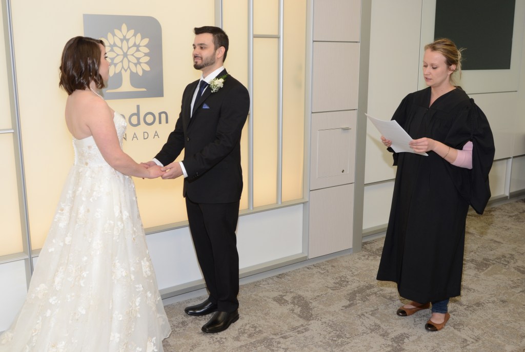 Wedding photographers London Ontario. Columbia Photos is wedding photography based in London Ontario. Owner and pro photographer is Phil Vanderpost.