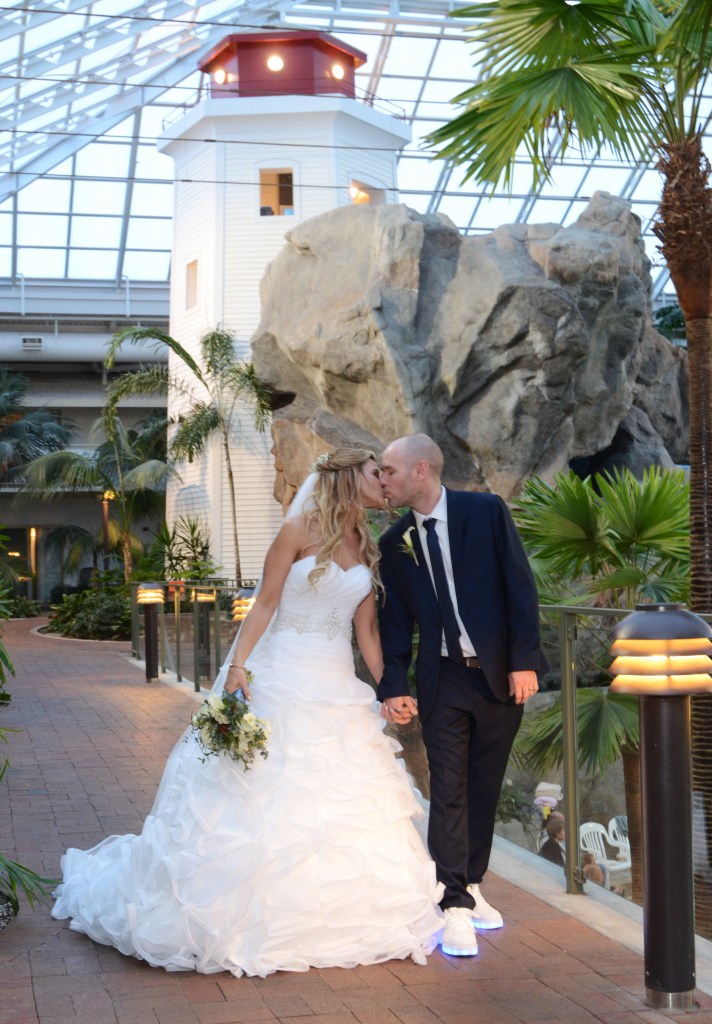 Wedding photographers London, Ontario. Columbia Photos is wedding photography based in London, Ontario.