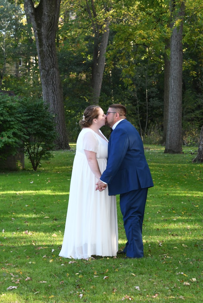 Columbia Photos is beautiful wedding photography based in London Ontario