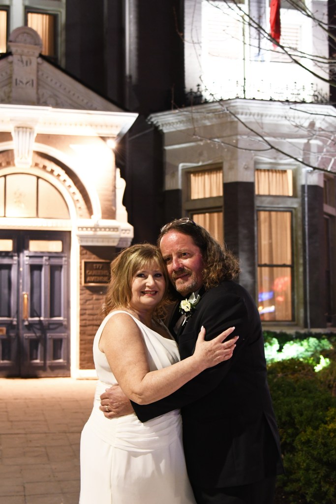 Beautiful London Club wedding by Columbia Photos