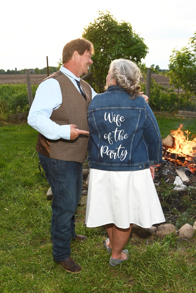 Lovely country wedding by Columbia Photos of London, Ontario.