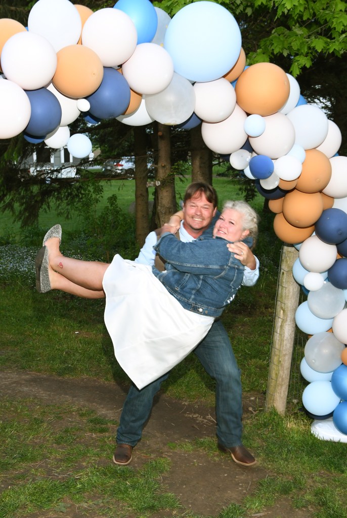 Lovely country wedding by Columbia Photos of London, Ontario.