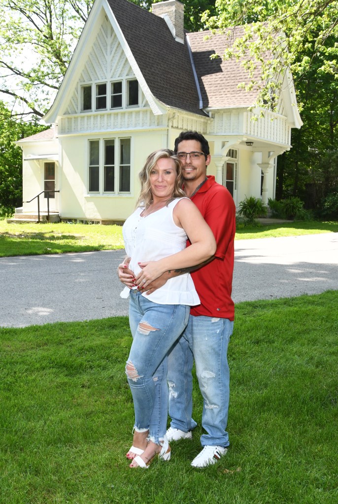 Lovely engagement photo session at Elsie Perrin Williams Estate by Columbia Photos of London Ontario