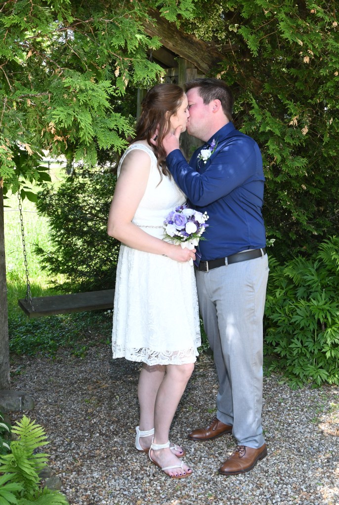 Prim Peony Estate wedding by Columbia Photos of London, Ontario