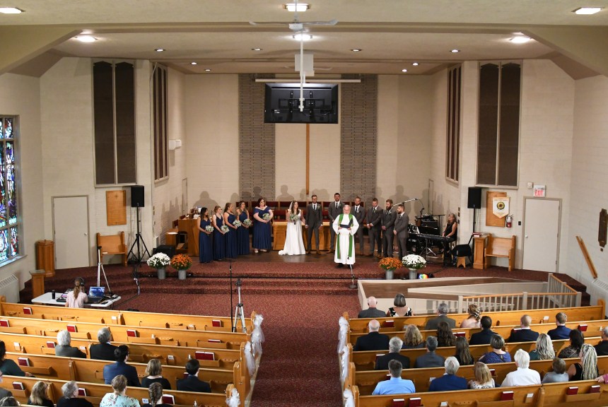 Beautiful Trinity United Church wedding by Columbia Photos of London Ontario