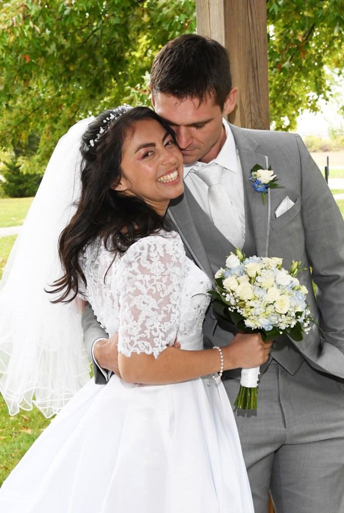 Columbia Photos is beautiful wedding photography based in London Ontario