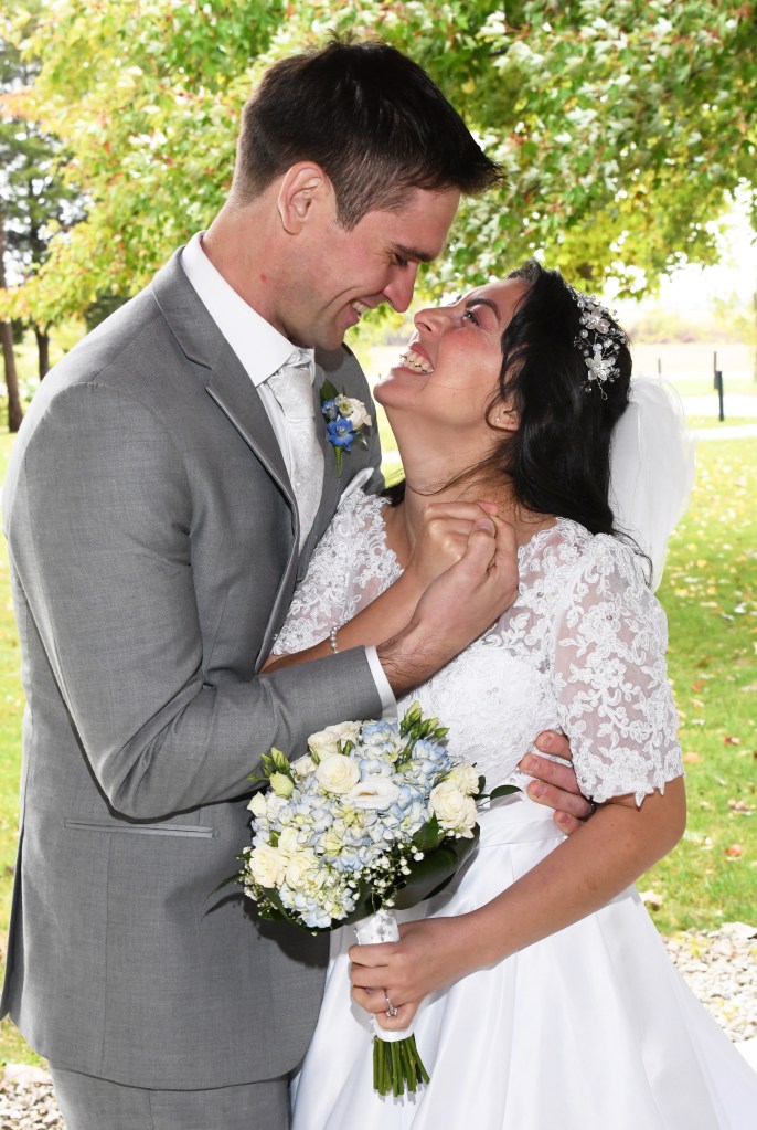 Columbia Photos is beautiful wedding photography based in London Ontario