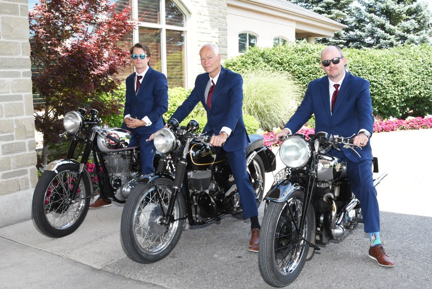 Beautiful wedding at Riverbend Golf and Country Club by Columbia Photos of London Ontario