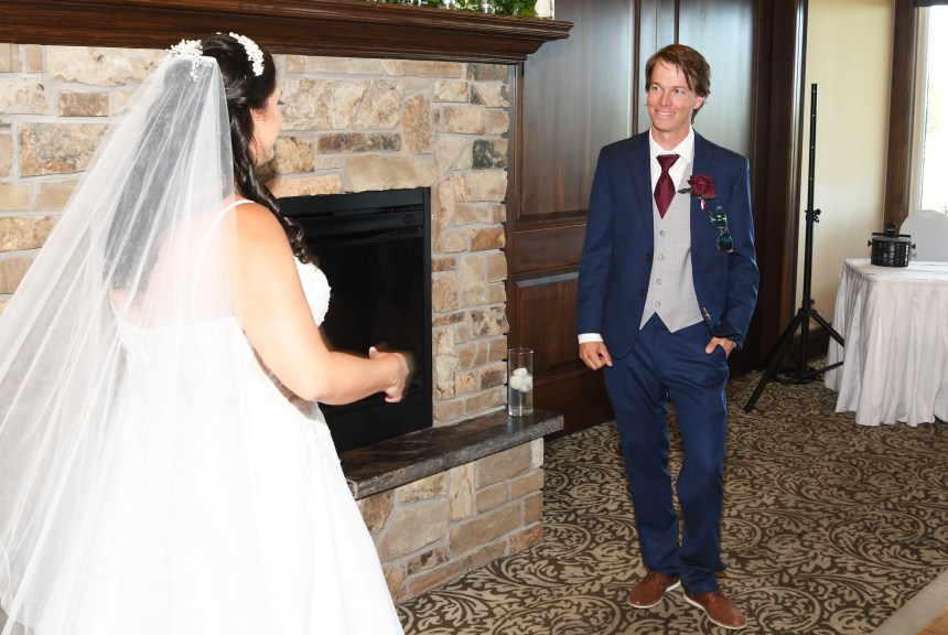 Beautiful wedding at Riverbend Golf and Country Club by Columbia Photos of London Ontario