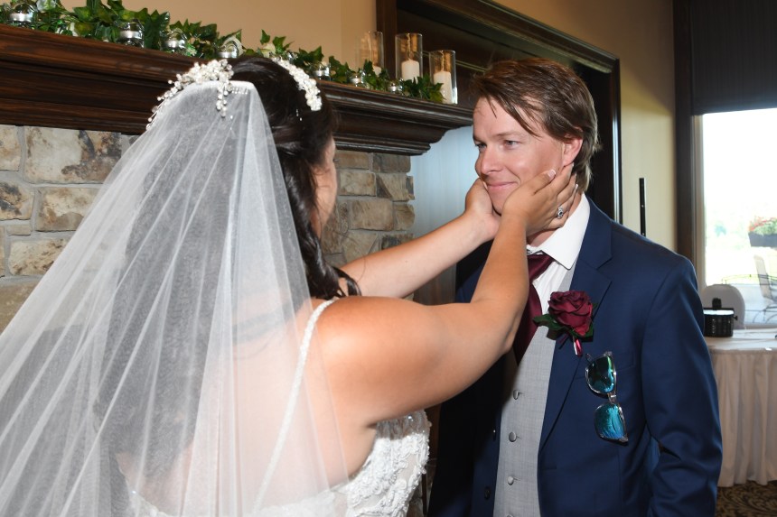 Beautiful wedding at Riverbend Golf and Country Club by Columbia Photos of London Ontario