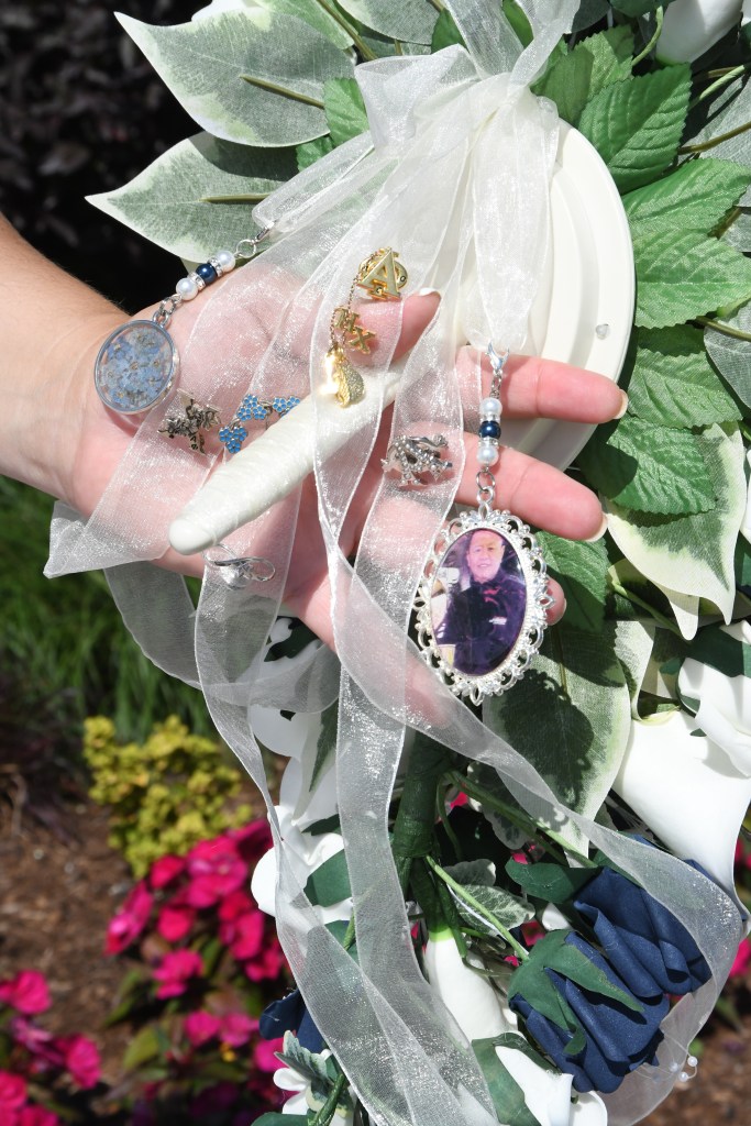 Beautiful wedding at Riverbend Golf and Country Club by Columbia Photos of London Ontario