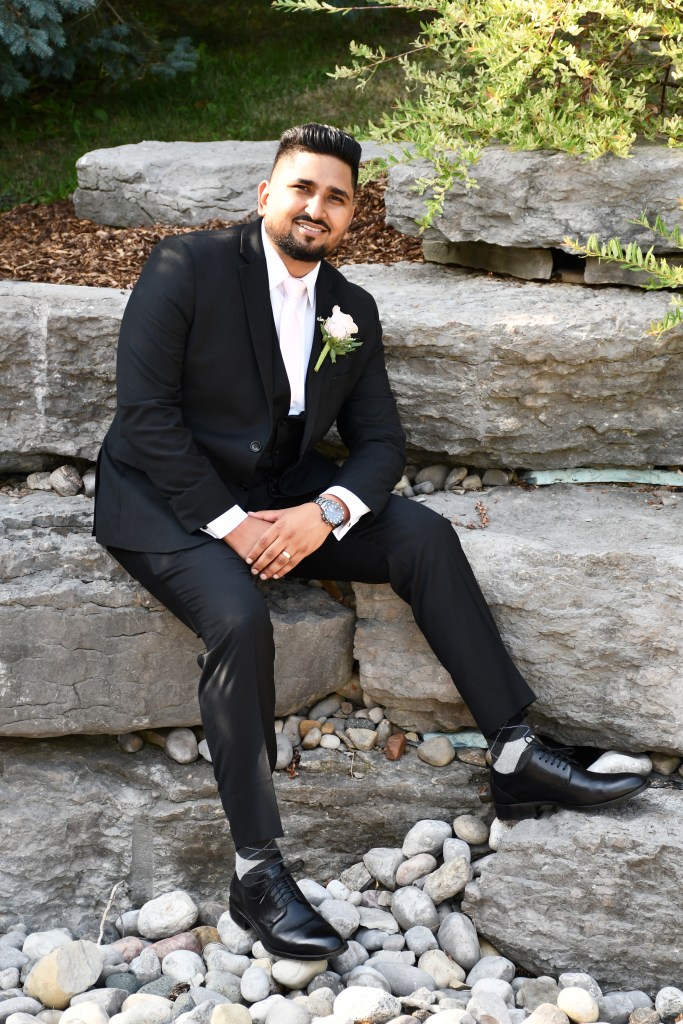 Beautiful Best Western Stoneridge wedding by Columbia Photos of London Ontario