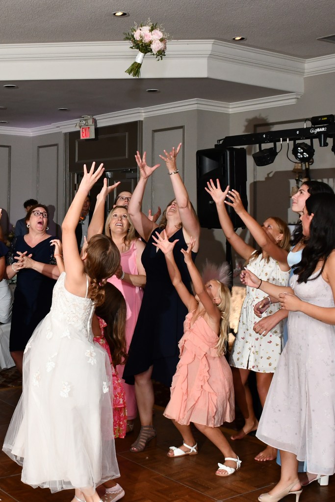 Beautiful Stoneridge Rose Chapel wedding by Columbia Photos of London Ontario