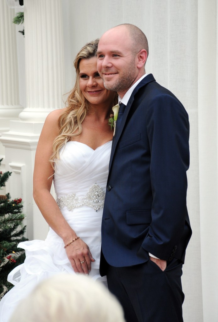 Wedding photographers London, Ontario. Columbia Photos is wedding photography based in London, Ontario.