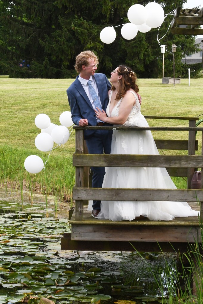 Beautiful country wedding by Columbia Photos of London Ontario