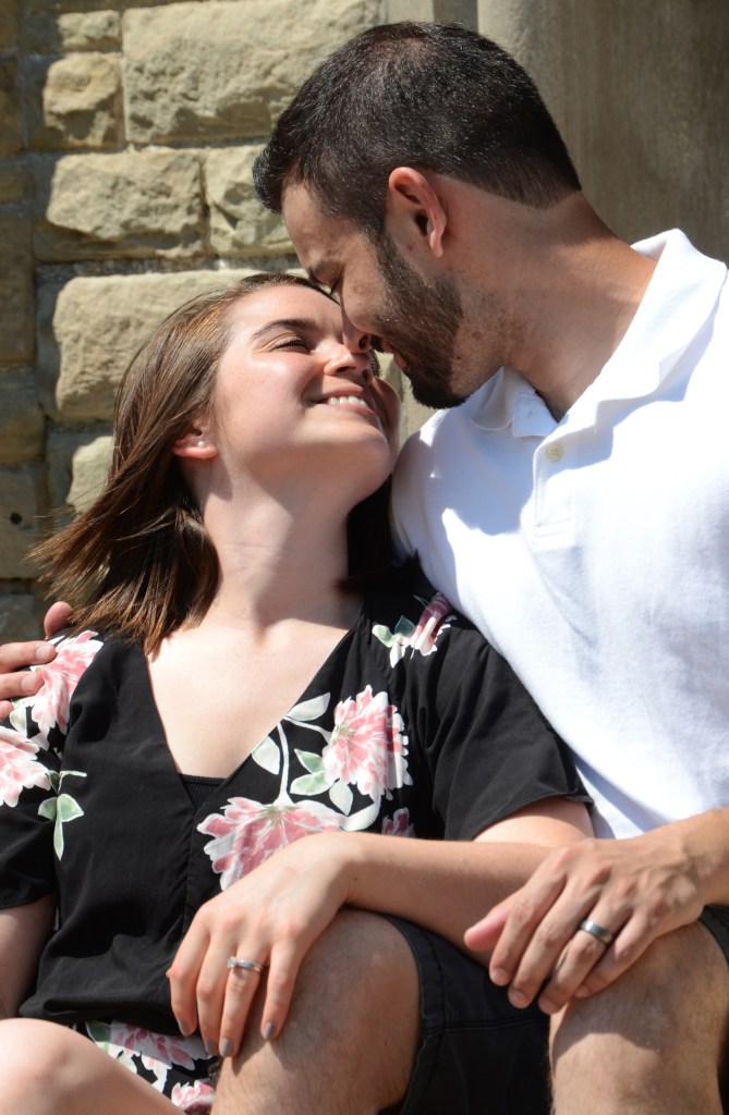 London Ontario Wedding Photographers. Wedding photographers London Ontario. Columbia Photos is wedding photography based in London Ontario. Owner and pro photographer is Phil Vanderpost.