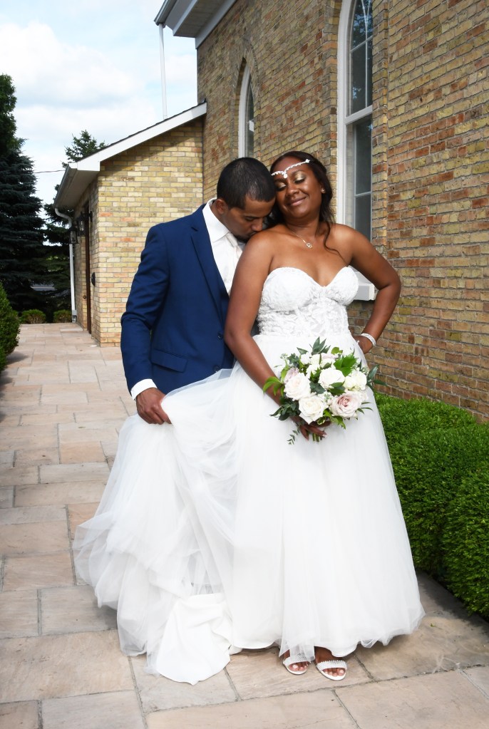 Wonderful wedding at Best Western Plus Stoneridge Inn by Columbia Photos of London Ontario