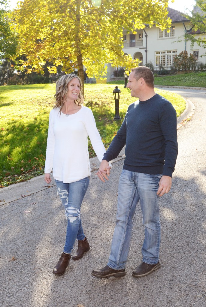 Wedding photographers London Ontario. Columbia Photos is wedding photography based in London Ontario. Owner and pro photographer is Phil Vanderpost.