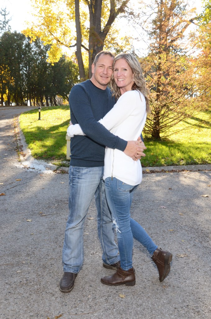 Wedding photographers London Ontario. Columbia Photos is wedding photography based in London Ontario. Owner and pro photographer is Phil Vanderpost.