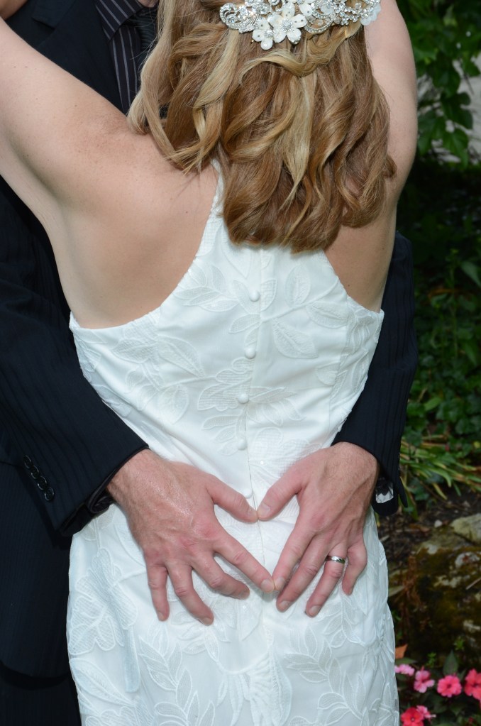 Beautiful wedding photography based in London Ontario.