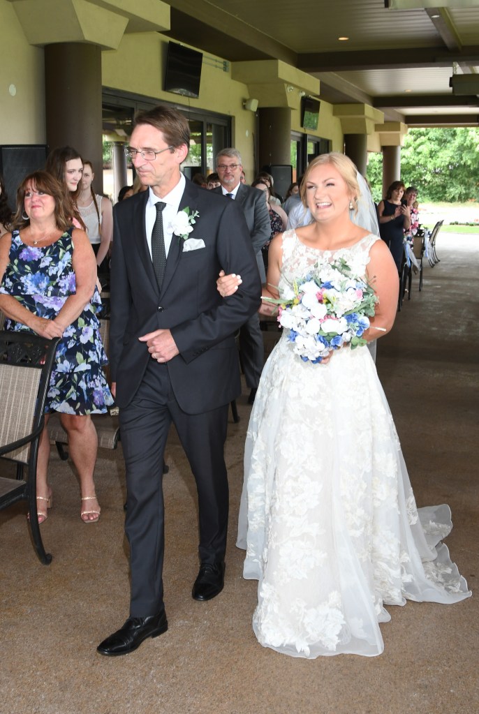 Lovely wedding photo at The Highland Country Club by Columbia Photos in London Ontario