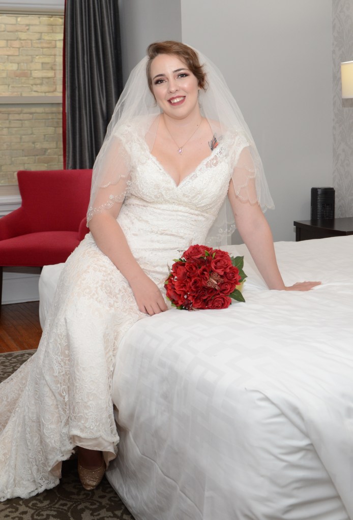 Wedding photographers London Ontario. Great country wedding photos by Columbia Photos.