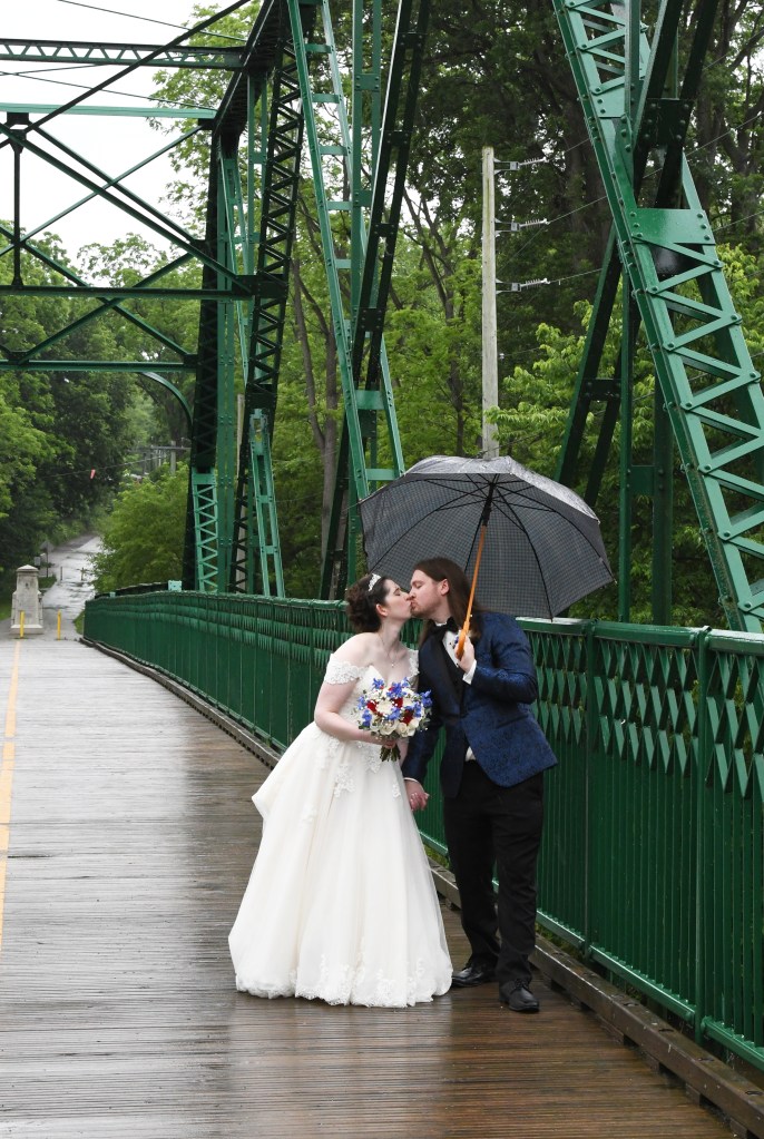 Columbia Photos is beautiful wedding photography based in London Ontario