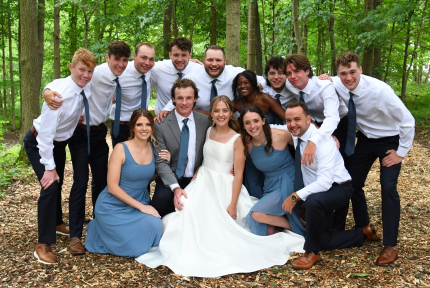 Beautiful wedding by Columbia Photos based in London Ontario